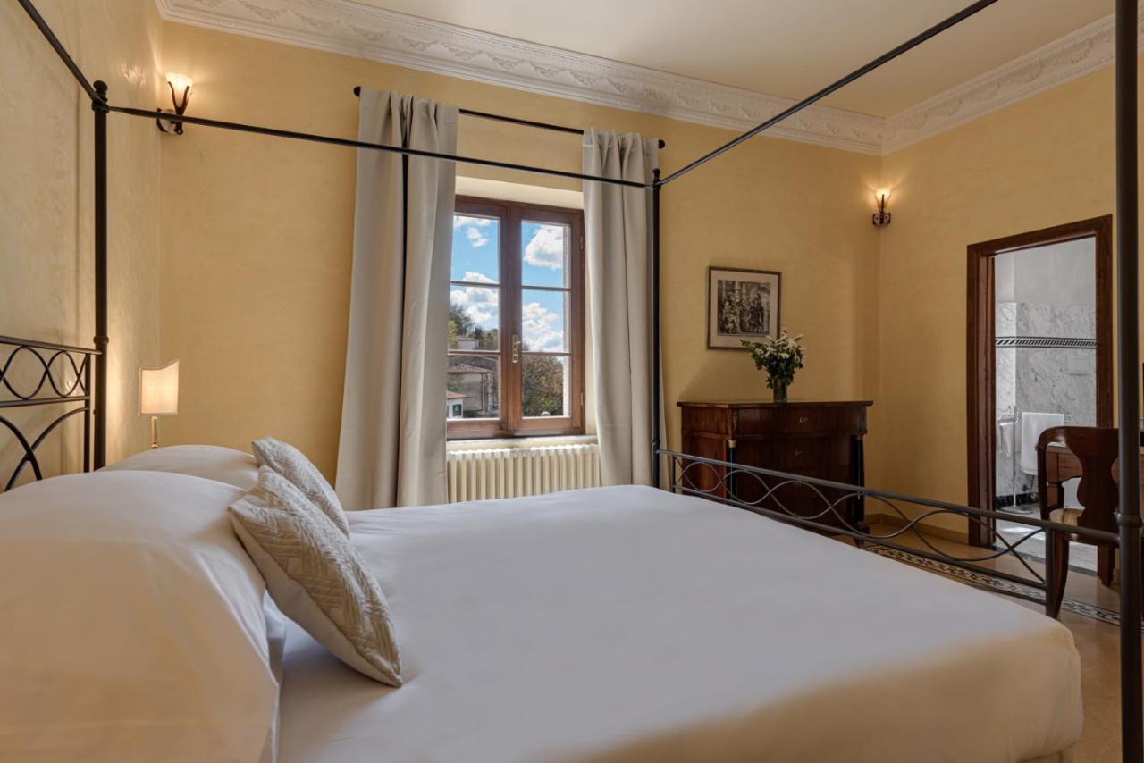 Castello Delle Serre ราโปลาโนแตร์เม ภายนอก รูปภาพ