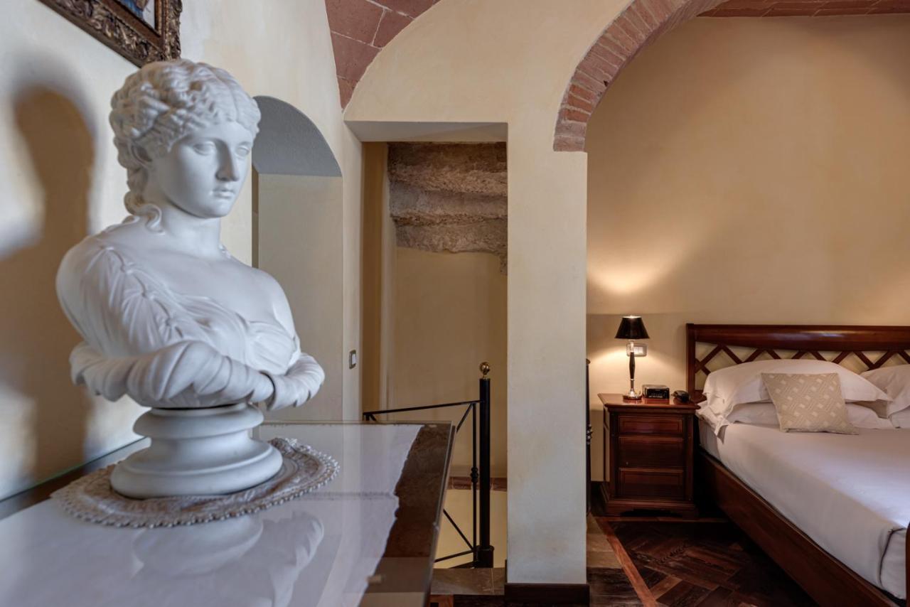 Castello Delle Serre ราโปลาโนแตร์เม ภายนอก รูปภาพ